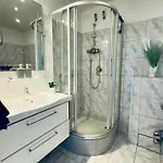 Apartment Penthouse Mit Sonnenterrasse - Zentral In