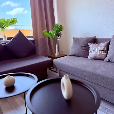 公寓 Penthouse Mit Sonnenterrasse - Zentral In *