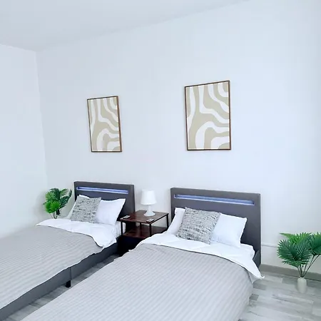 Apartment Penthouse Mit Sonnenterrasse - Zentral In