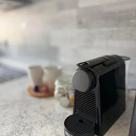 Penthouse Mit Sonnenterrasse - Zentral In 公寓 *